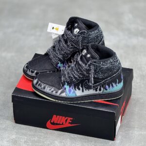 کفش نایک ایر جردن وان ساقدار چشم گربه (شبنما) Nike Air Jordan 1 High Cat Eye Reflective