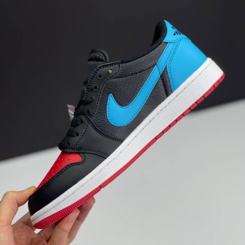 IMG_7812-500x500-1 کفش نایک ایر جردن وان لو یو ان سی تو شیکاگو Nike Air Jordan 1 Low UNC to Chicago