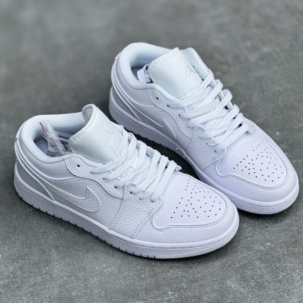 کفش نایک ایر جردن وان لو تمام سفید Nike Air Jordan 1 Low Triple White