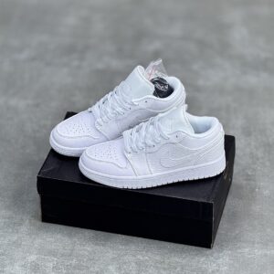 کفش نایک ایر جردن وان لو تمام سفید Nike Air Jordan 1 Low Triple White