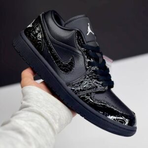 کفش نایک ایر جردن وان لو بلک کروک Nike Air Jordan 1 Low Black Croc