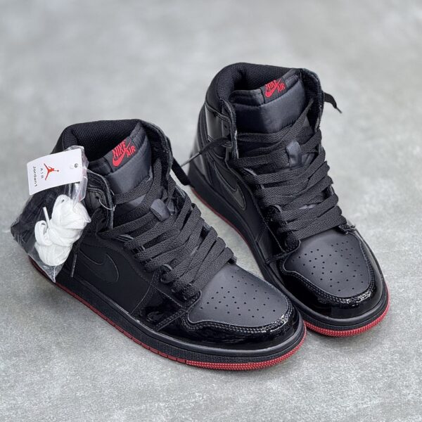 IMG_7925-scaled-1 کفش نایک ایر جردن وان ساقدار ورنی بلکند Nike Air Jordan 1 High Patent Blackend