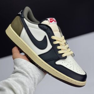 کفش نایک ایر جردن ۱ لو دارک موکا Nike Air Jordan 1 Low Dark Mocha