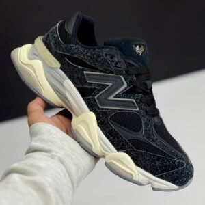 IMG_8913 نیوبالانس ۹۰۶۰ مشکی کرم New Balance 9060 Black Cream