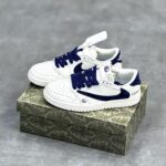 کفش نایک ایر جردن وان لو تراویس اسکات گوچی سفید سرمه ای Nike Air Jordan 1 Low Travis Scott Gucci White Navy