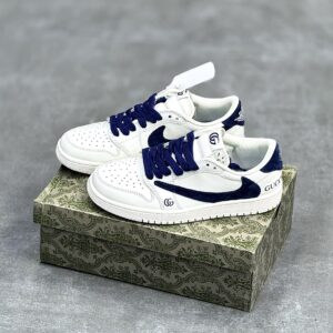 کفش نایک ایر جردن وان لو تراویس اسکات گوچی سفید سرمه ای Nike Air Jordan 1 Low Travis Scott Gucci White Navy