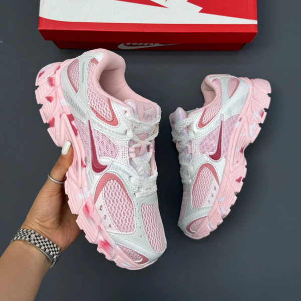 کفش نایک وی فایو کی ران صورتی سفید Nike V5K Run Pink White