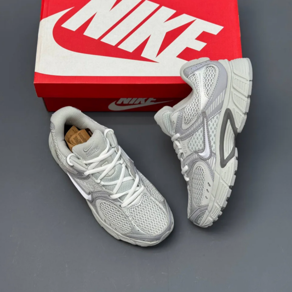 کفش نایک وی فایو کی ران طوسی Nike V5K Run Grey