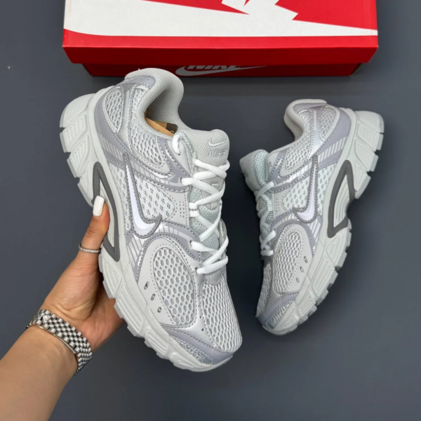 کفش نایک وی فایو کی ران طوسی Nike V5K Run Grey