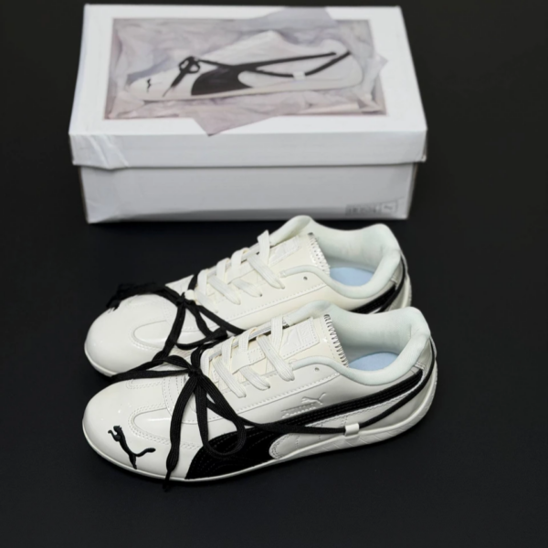j8wj5f5r کفش پوما اسپیدکت پریمیوم ایکس روز سفید مشکی Puma Speedcat Premium X Rose White Black