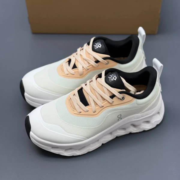 کفش آن رانینگ QC Loewe Cloudtilt سفید کرم On Running QC Loewe Cloudtilt White Cream