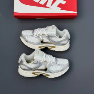 کفش نایک وی فایو کی ران سفید قهوه ای Nike V5K Run White Brown