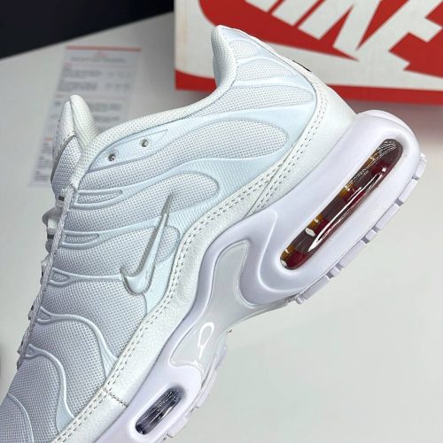 کفش نایک ایر مکس پلاس تی ان سفید Nike Air Max Plus TN White