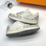کفش نایک ایر جردن وان لو تراویس اسکات لویی ویتون کرم خاکستری  Nike Air Jordan 1 Low Travis Scott Louis Vuitton Cream Gray