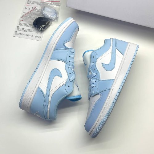 photo_18_2025-06-07_03-45-22-500x500-1 کفش نایک ایر جردن وان لو آیس بلو Nike Air Jordan 1 Low Ice Blue