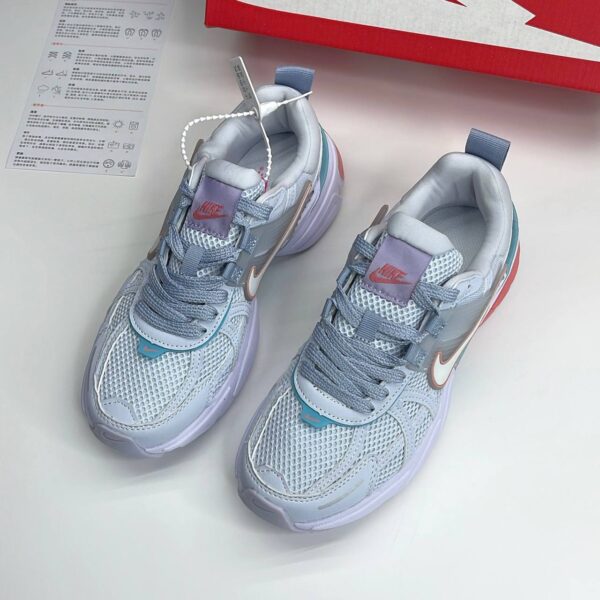 photo_1_2025-05-15_05-22-03 کتونی نایک وی تو کی آبی صورتی | Nike V2K Blue Pink