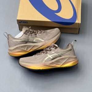 کفش اسیکس نووا بلاست ۵ قهوه‌ای طلایی Asics Novablast 5 Brown Gold