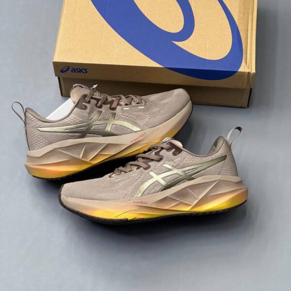 photo_1_2025-09-05_12-49-12 کفش اسیکس نووا بلاست ۵ قهوهای طلایی Asics Novablast 5 Brown Gold