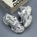 کفش آدیداس رانر دیلاکس کرم طوسی Adidas Runner Deluxe Cream Gray