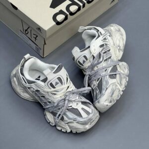 کفش آدیداس رانر دیلاکس کرم طوسی Adidas Runner Deluxe Cream Gray