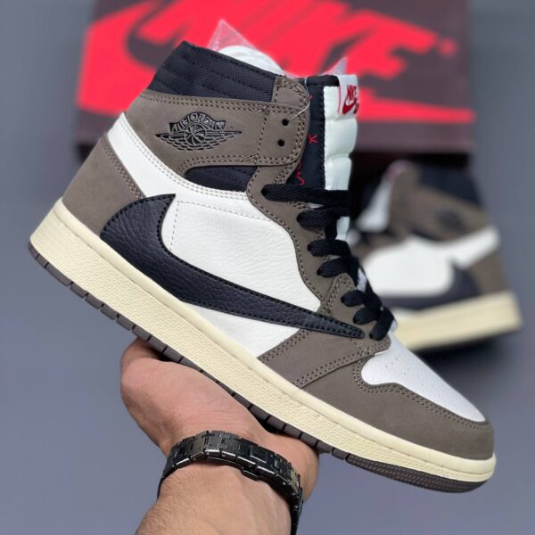 photo_2026-02-10_18-26-46 کفش نایک ایر جردن وان ساقدار رترو تراویس اسکات موکا Nike Air Jordan 1 Retro High Travis Scott Mocha
