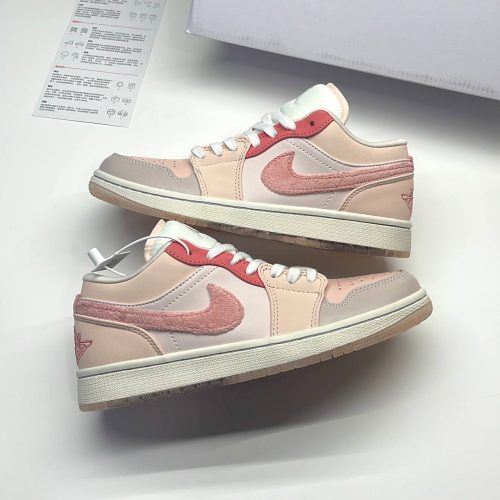 photo_22_2025-05-29_12-14-44-500x500-1 کفش نایک جردن وان لو مایتی سویشرز پینک Nike Jordan 1 Low Mighty Swooshes Pink