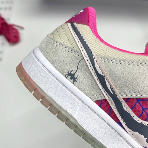 کفش نایک اس بی دانک لو اسپایدر من Nike SB Dunk Low Spiderman