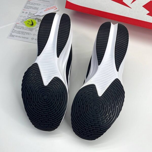 کتونی نایک زوم ایکس طرح لبخند مشکی سفید Nike ZoomX Smile Black White