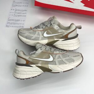 photo_2_2025-05-15_04-50-52 کتونی نایک وی تو کی کرم Nike V2K Run Cream
