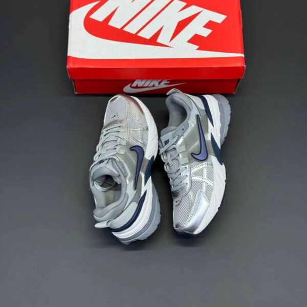 photo_2_2025-11-01_20-41-29 کفش نایک وی تو کی نقرهای آبی Nike V2K Silver Blue