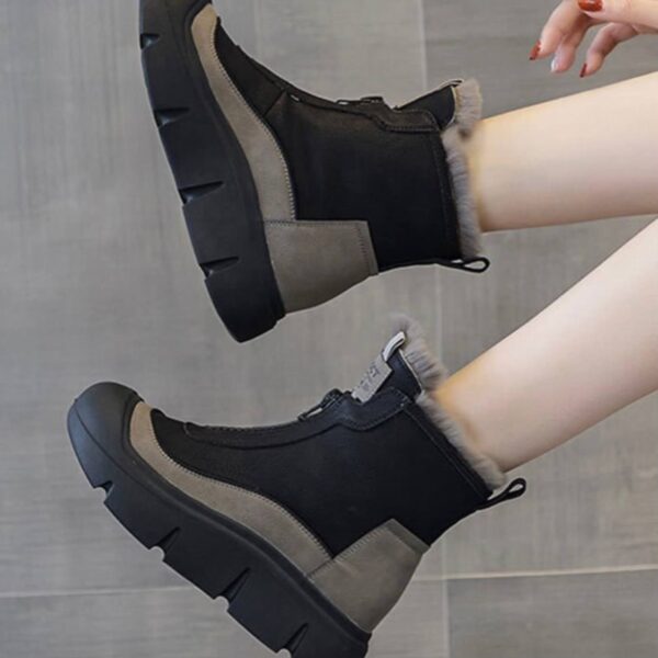 نیم بوت زیپ دار خزدار مشکی Black Fur Lined Zip Boots