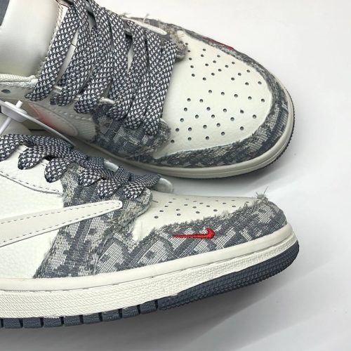 کفش نایک ایر جردن وان لو تراویس اسکات دیور Nike Air Jordan 1 Low Travis Scott x Dior