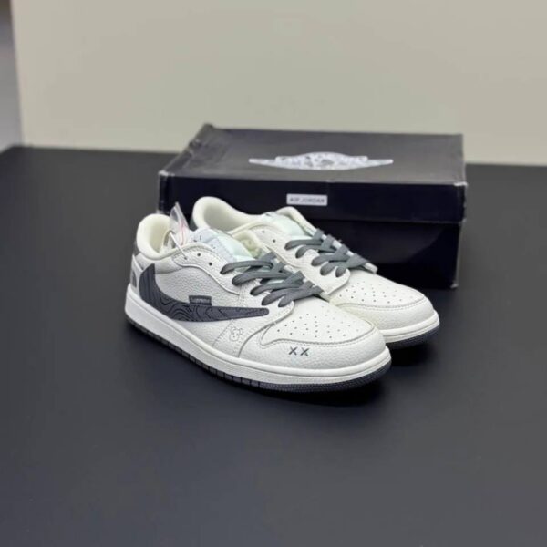 photo_3_2025-11-10_23-27-52 کفش نایک ایر جردن وان لو تراویس اسکات نورث فیس Nike Air Jordan 1 Low Travis Scott North Face