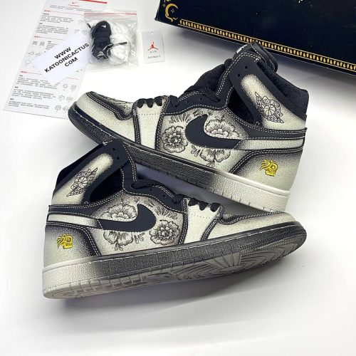 photo_4_2025-06-09_08-13-45-500x500-1 کفش نایک ایر جردن وان ساقدار فامیلیا Nike Air Jordan 1 High Familia