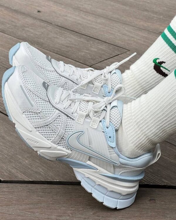 کفش نایک وی تو کی آبی سفید Nike V2K Blue White