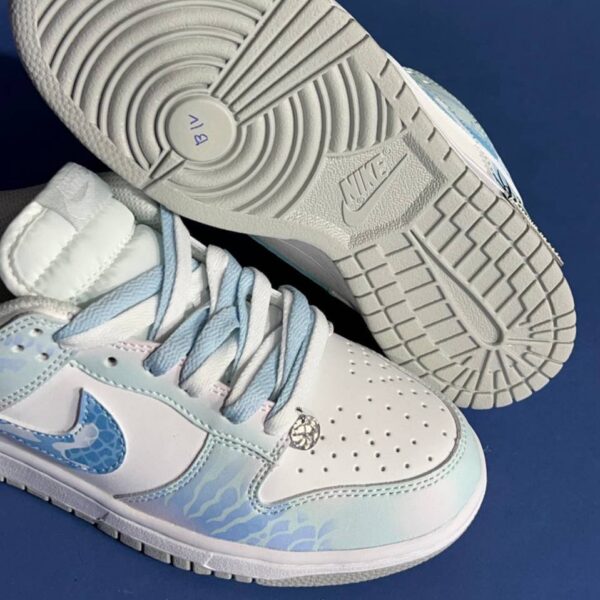 کفش نایک اس‌ بی دانک لو ماری Nike SB Dunk Low Mari