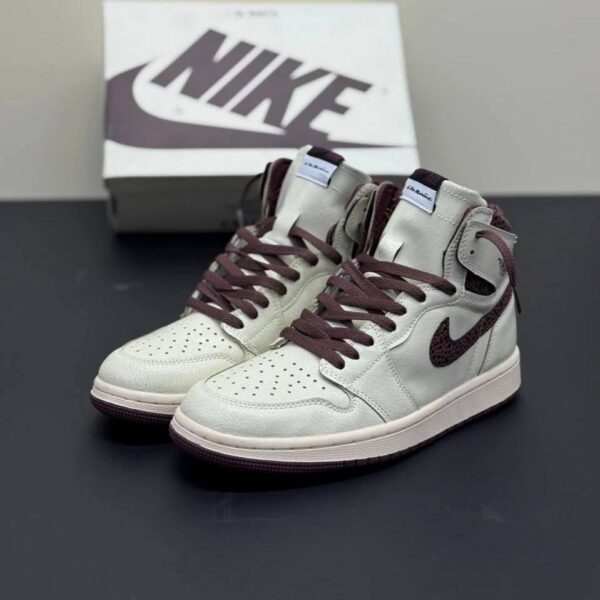 کفش نایک ایر جردن وان ساقدار امامنیر کرم قهوه‌ای Nike Air Jordan 1 High A Ma Maniére Cream Brown