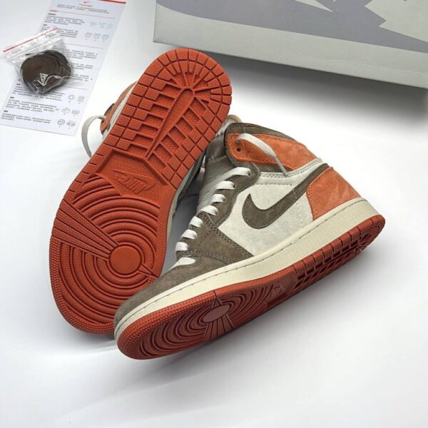 photo_5_2025-06-04_03-11-38-768x768-2 کفش نایک ایر جردن وان ساقدار داست کلای Nike Air Jordan 1 High Dust Clay