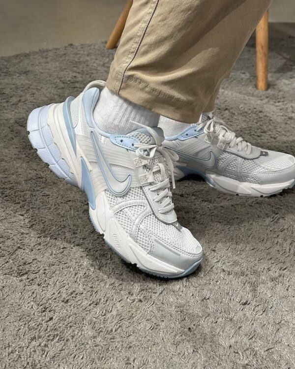کفش نایک وی تو کی آبی سفید Nike V2K Blue White