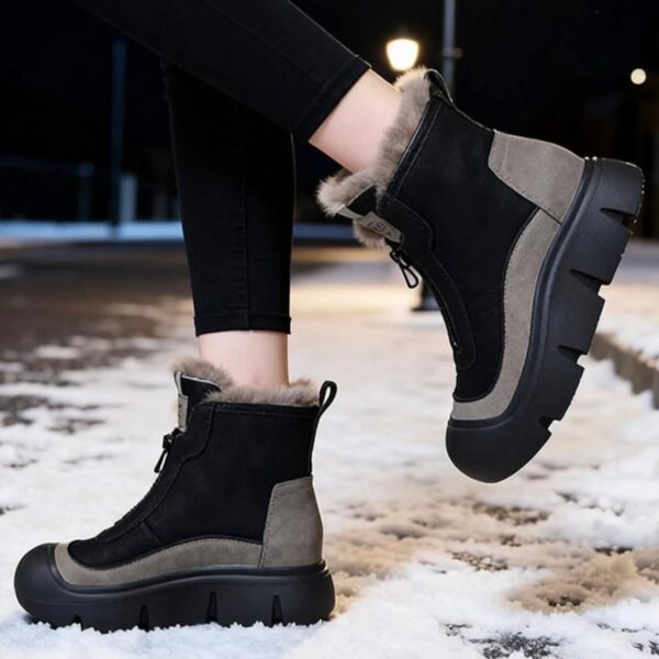 نیم بوت زیپ دار خزدار مشکی Black Fur Lined Zip Boots
