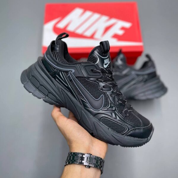 کفش نایک وومرو ۵ مشکی Nike Vomero 5 Black