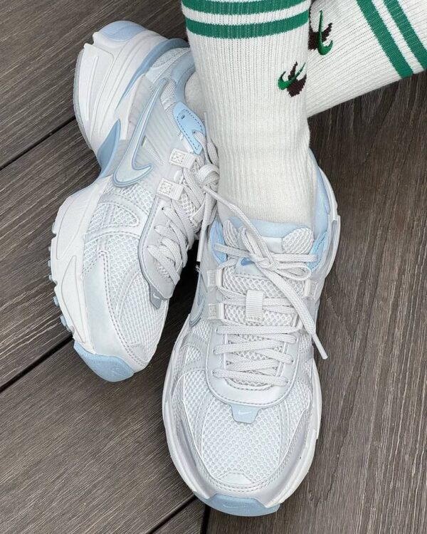 کفش نایک وی تو کی آبی سفید Nike V2K Blue White