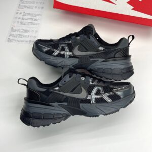 نایک وی تو کی ران مشکی طوسی Nike V2K Run Black Grey