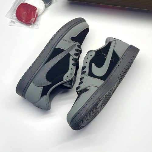 کفش نایک ایر جردن وان لو تراویس اسکات مشکی طوسی Nike Air Jordan 1 Low Travis Scott Black Gray