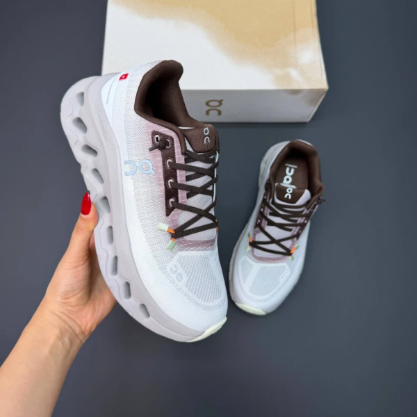 کفش آن رانینگ QC Cloudtilt سفید قهوه‌ای On Running QC Cloudtilt White Brown