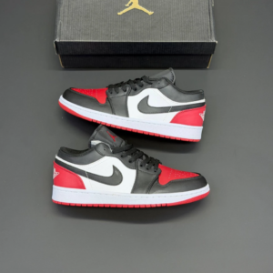 کفش نایک ایر جردن وان مشکی قرمز Nike Air Jordan 1 Black Red
