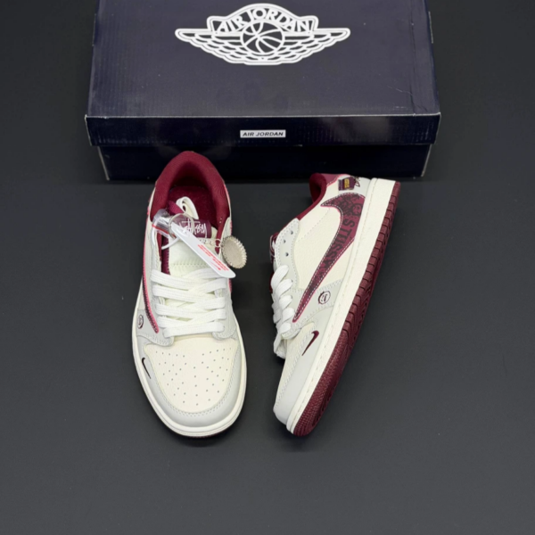 xgbk66tb کفش ایر جردن وان لو تراویس اسکات استوسی Nike Air Jordan 1 Low Travis Scott x Stussy