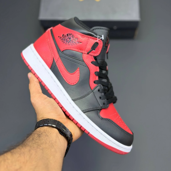 xnqsamwc کفش نایک ایر جردن وان ساقدار مید بند برد 2020 مشکی قرمز Nike Air Jordan 1 Mid Bred 2020 Black Red