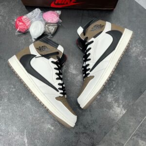 کفش نایک ایر جردن وان ساقدار تراویس اسکات ریورس موکا Nike Air Jordan 1 High Travis Scott Reverse Mocha
