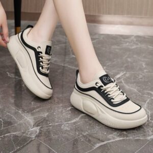 کتونی اسپرت لژدار طبی زنانه فانتزی کرم مشکی Women’s Platform Orthopedic Cream Black Fashion Sneakers